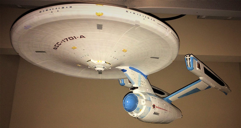 Toys Hobbies Star Trek USS Enterprise NCC Refit Landing