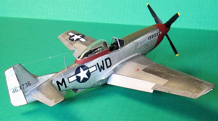 WWII P-51 Mustang P-38 B-24 B-32 Military Wax Box 50 x Champion Spark Plugs C34S 