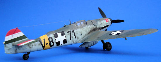 Details about   Easy Model 1/72 Hungary Bf109 G-6  Plastic Fighter Model #37257 