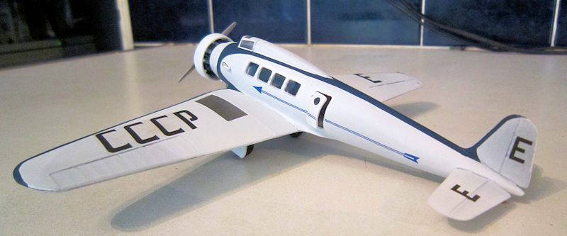 1/72 scale plastic model kit Amodel 72174 HAI-1 Soviet Passenger Aircraft