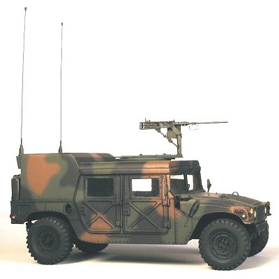 Testors /Italeri 1/35 Scale HMMWV Hummer Multi-Purpose Vehicle Model Kit  #830