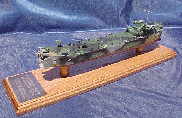 WWII  LST Landing Craft by Lindberg 1:245 scale  mint in sealed in box 