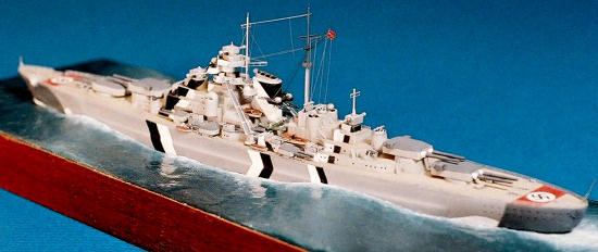 Airfix 1200th Scale 2 x TRIBAL CLASS DESTROYERS 