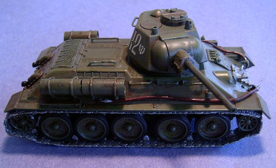 Details about   Unimodel368-1/72 T34/76-E Screened Tank WW II Plastic Model Kit UM 368 