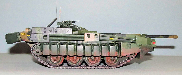 Sweden Strv-103C Stridsvagn unconventional tank 1:72 finished Easy Model 