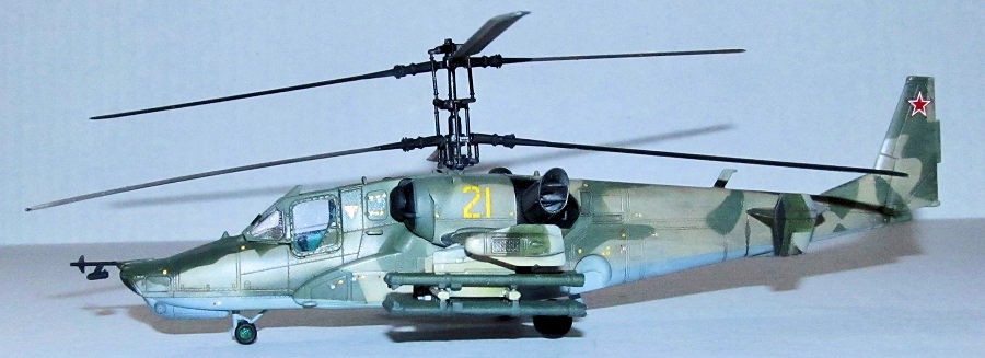 Kamov KA-50 Black Shark Hokum Russian Attack Helicopter Plastic Kit 1:72 Model 