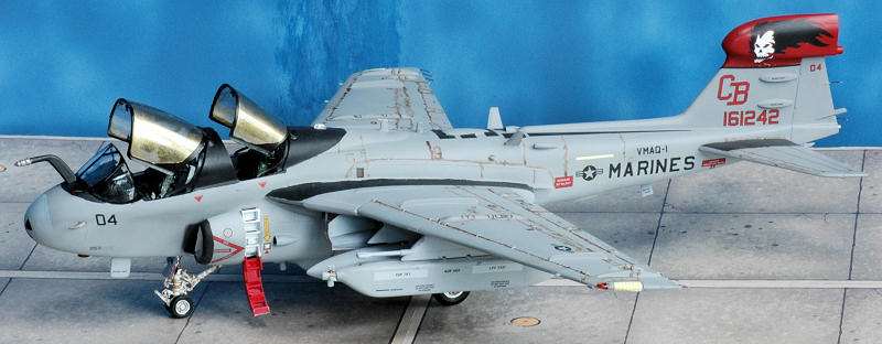 1:350 BUILT & PAINTED USN EA-6 PROWLER