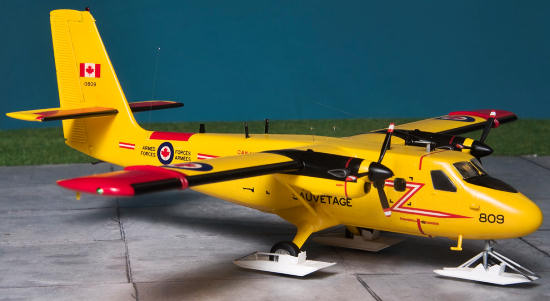 DHC-6 Twin Otter 1:72 Revell Model Set 