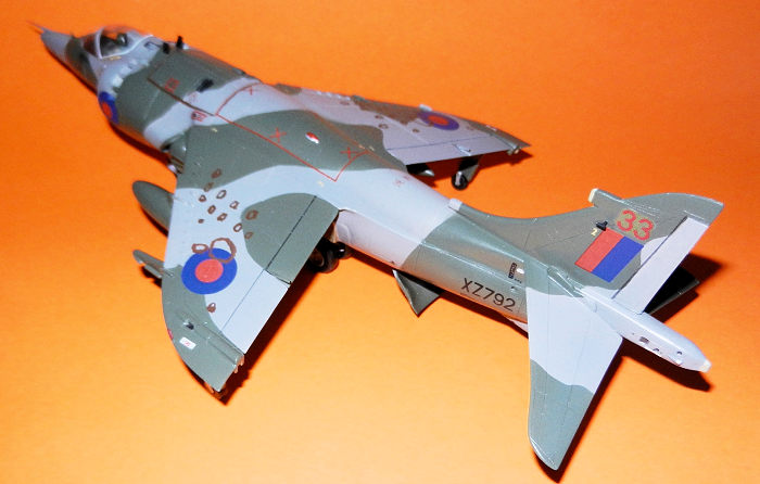 BAe Harrier GR.9 - RAF, Kandahar 2009 (Hasegawa 1:48) : r/modelmakers