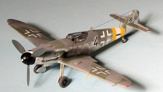 The cast 1/72 model model Aereo Aircraft Messerschmitt Bf 109G-10 Germany