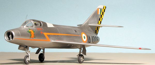 AZUR FRROM Dassault Mystère IVA India FR022-1/72 