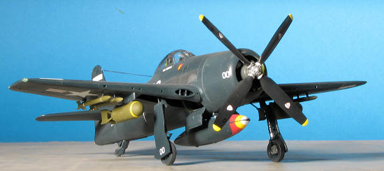 HobbyBoss Hobbyboss F8F-2 Bearcat Uss Boxer Franklin D.Roosevelt 1:48 USAAF Modèle-kit 