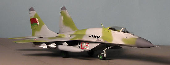Russia 1:72 HELLER #80341 Mikoyan MiG-29 UB Fulcrum  USSR