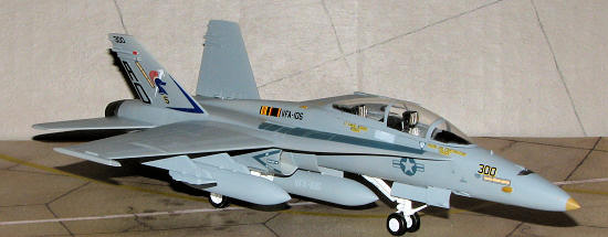 HobbyBoss 1/72 F/A-18D Hornet # 80269 